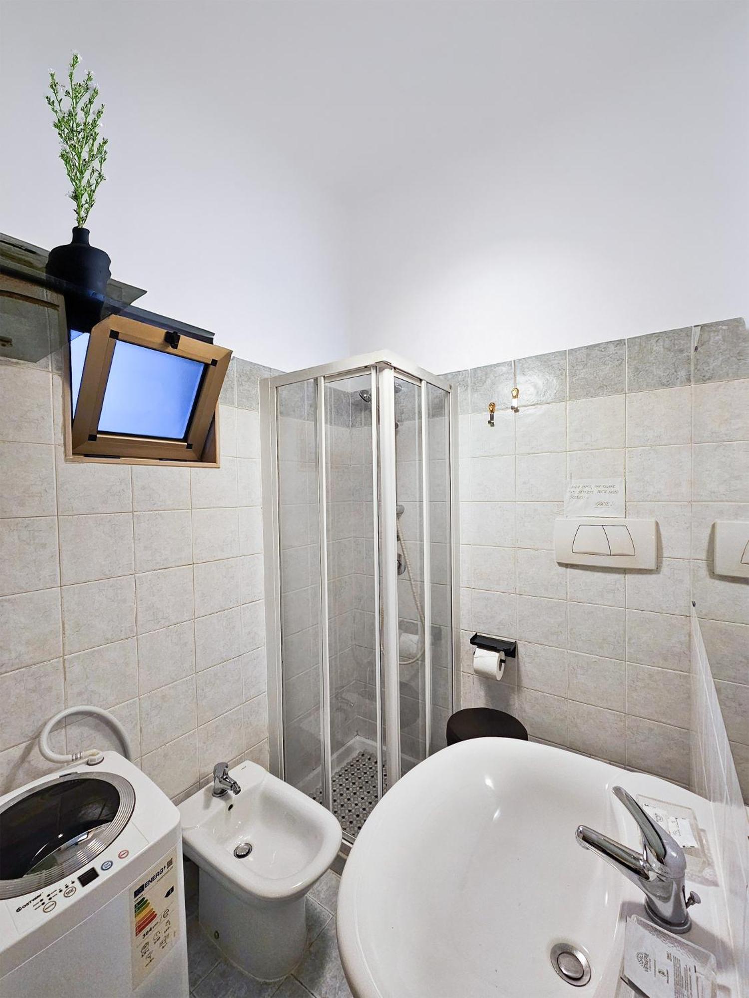 Cozy Classical Residence In The City Center Бари Экстерьер фото